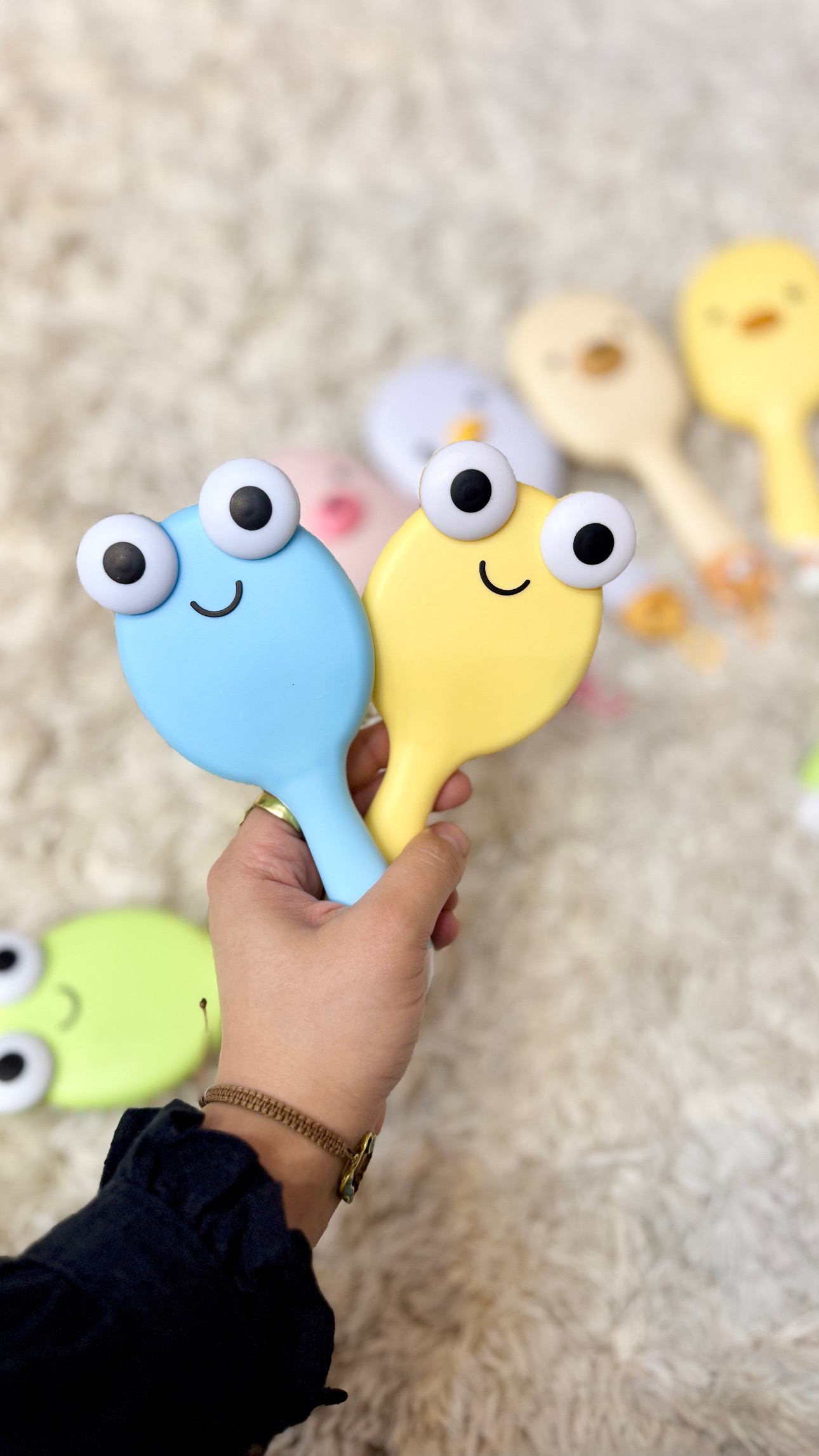 برس وارداتی چشم قلمبه مو جمع کن دار